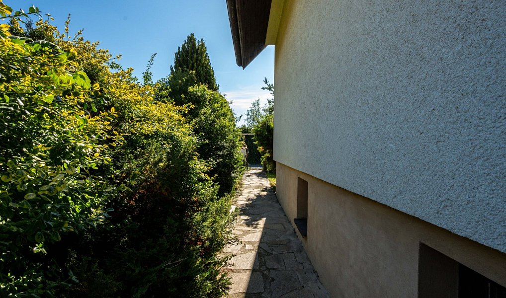 Prodej domu 196 m² s pozemkem 511 m², Ostřešany – náhled fotky 23