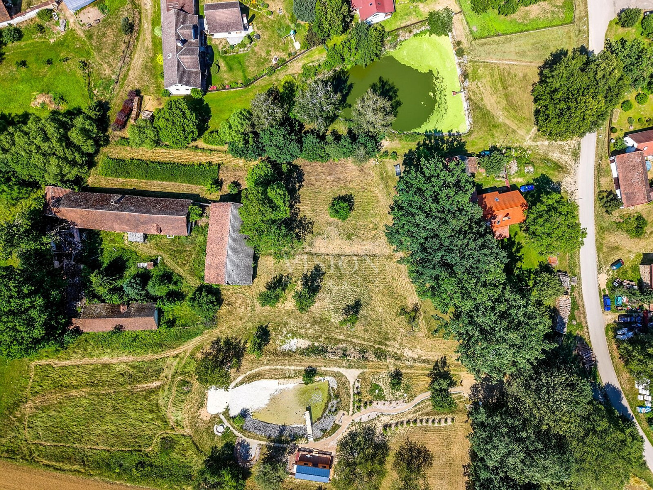 Prodej stavebního pozemku 3 243 m²