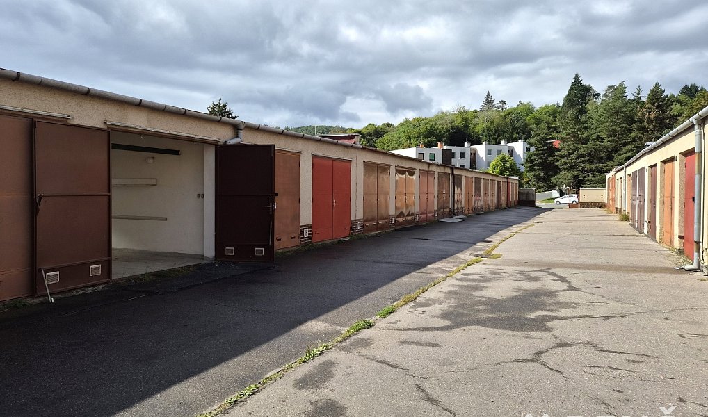 Prodej zděné garáže 17 m2 v osobním vlastnictví v Brně Komíně, při ul. Vavřinecká, Brno – náhled fotky 6