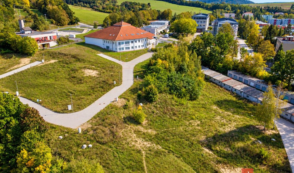 Prodej stavebního pozemku 661 m², Plasy – náhled fotky 2