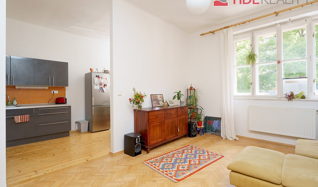 Prodej bytu 2+1 80 m², Praha – náhled fotky 3