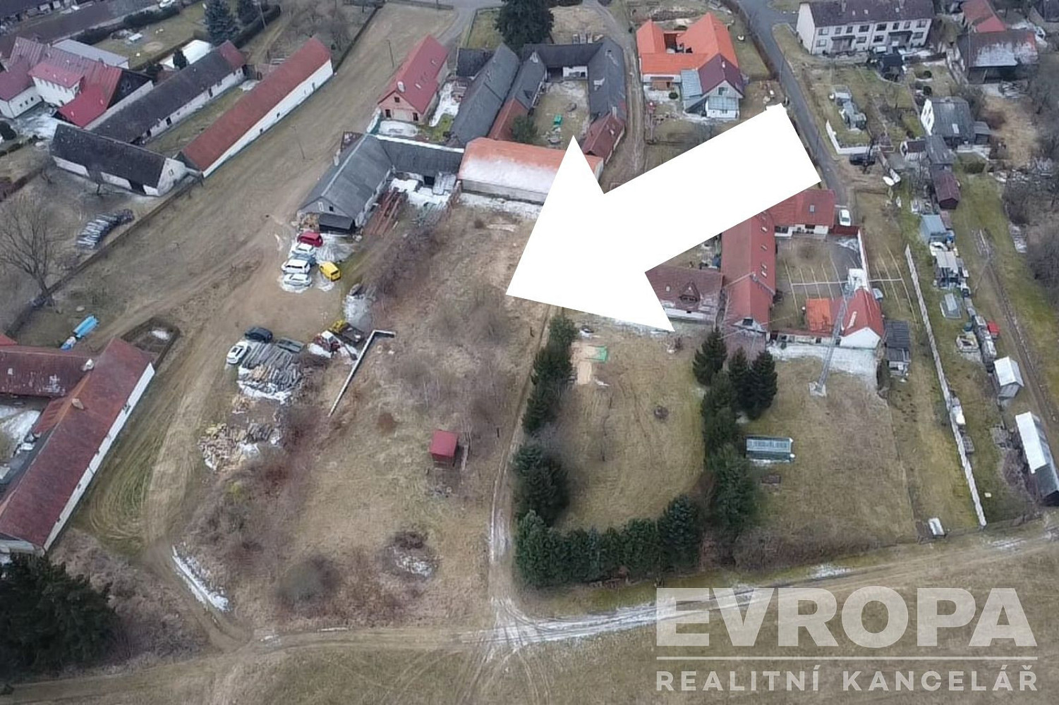 Prodej stavebního pozemku 1 950 m² – fotografie 5