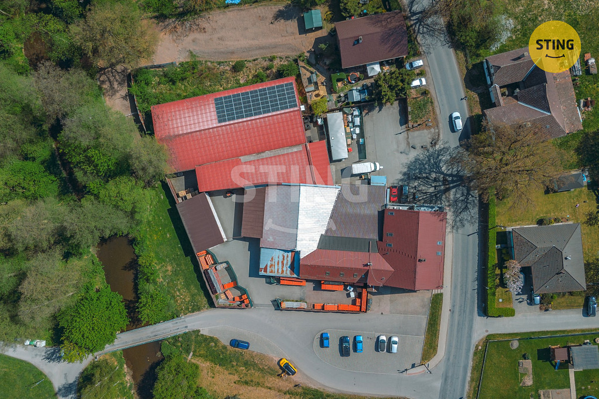 Prodej komerčního objektu (jiného typu) 1 952 m² – fotografie 2
