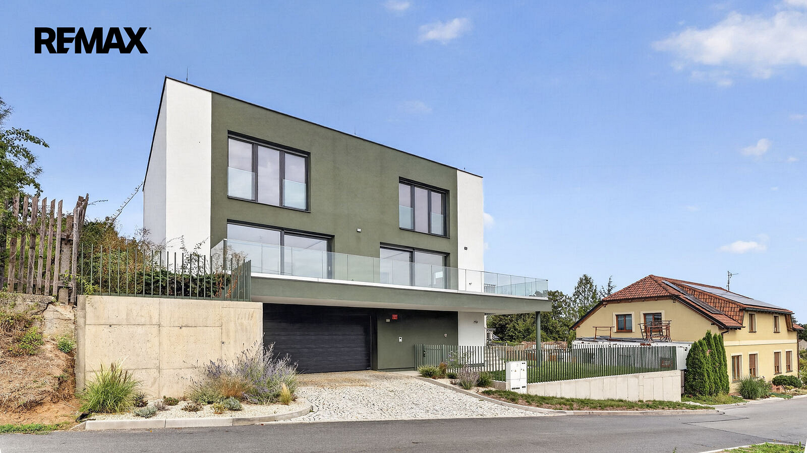 Prodej domu 358 m² s pozemkem 732 m²