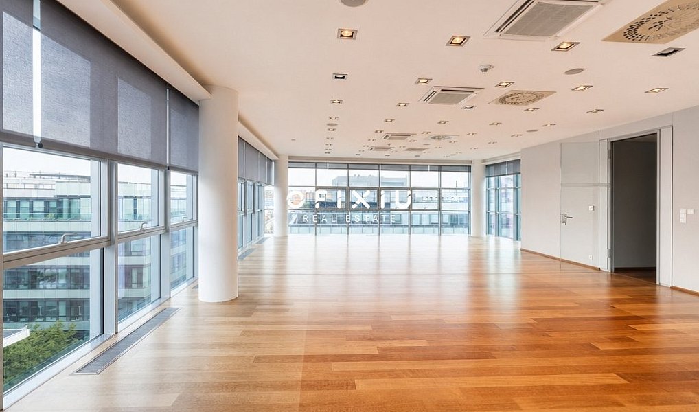 Pronájem kanceláře 1 500 m², Praha – náhled fotky 17