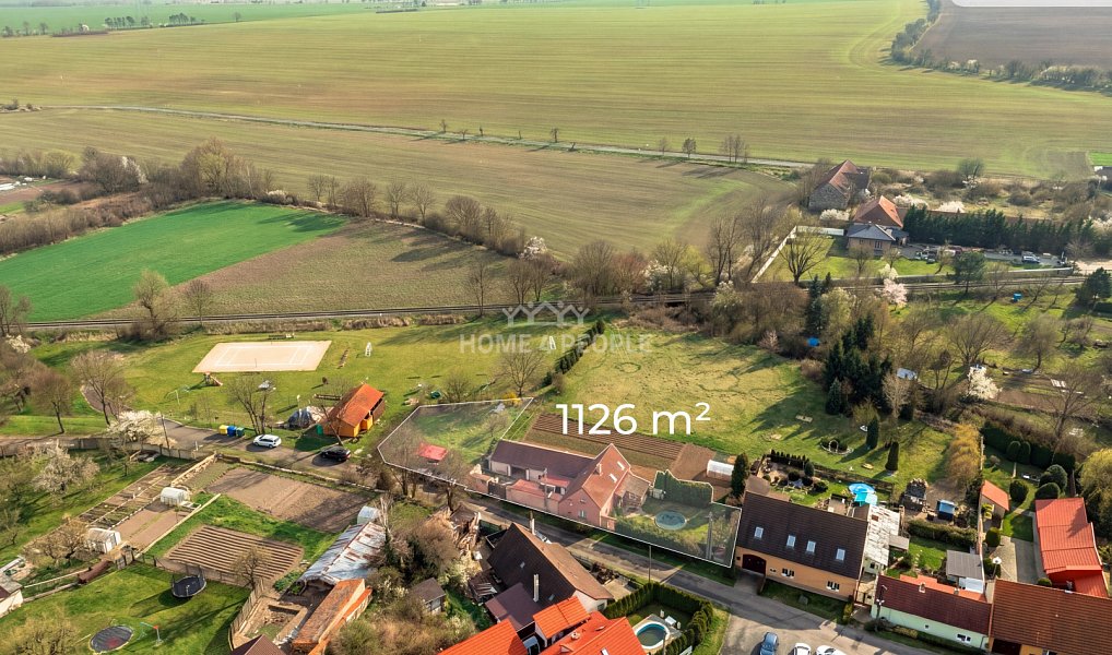 Prodej domu 133 m² s pozemkem 1 126 m², Zlonice – náhled fotky 29