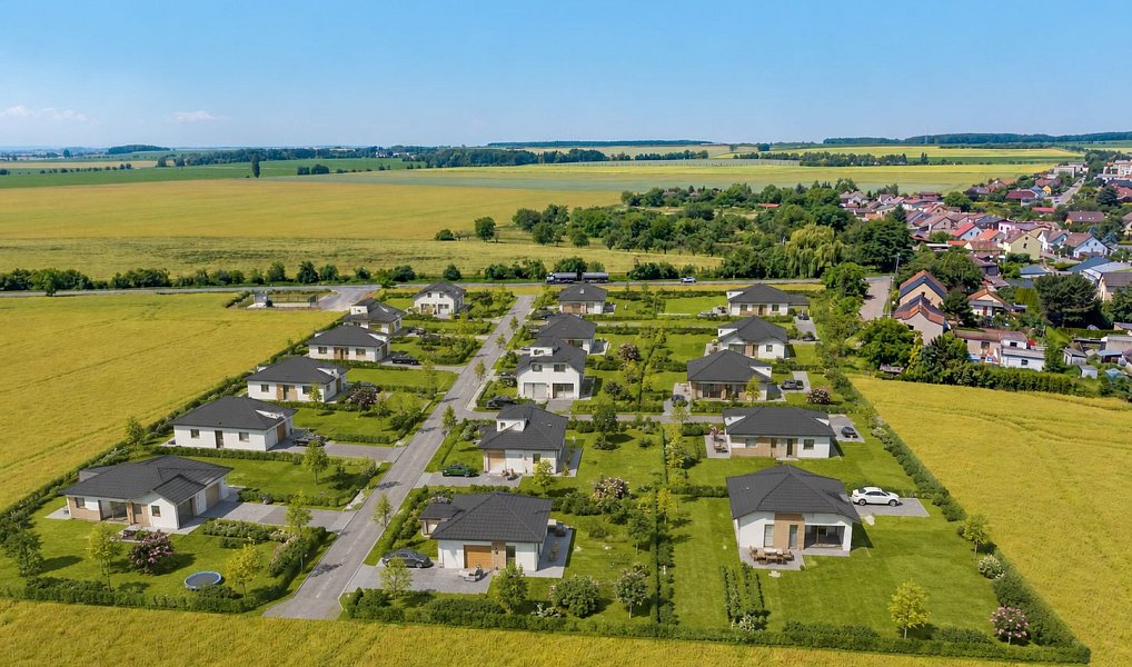 Prodej stavebního pozemku 14 692 m², Stěžery – náhled fotky 2