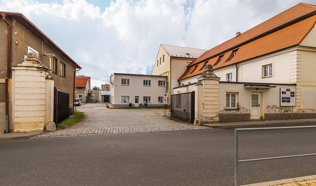 Pronájem kanceláře 30 m², Rakovník – náhled fotky 17