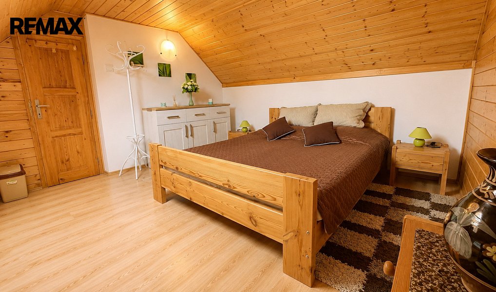 Prodej ubytovacího objektu 474 m², Litohošť – náhled fotky 22