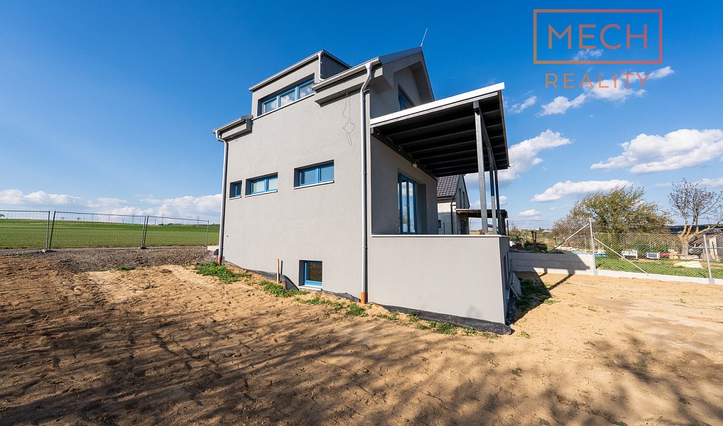 Prodej domu 100 m² s pozemkem 564 m², Znojmo – náhled fotky 3