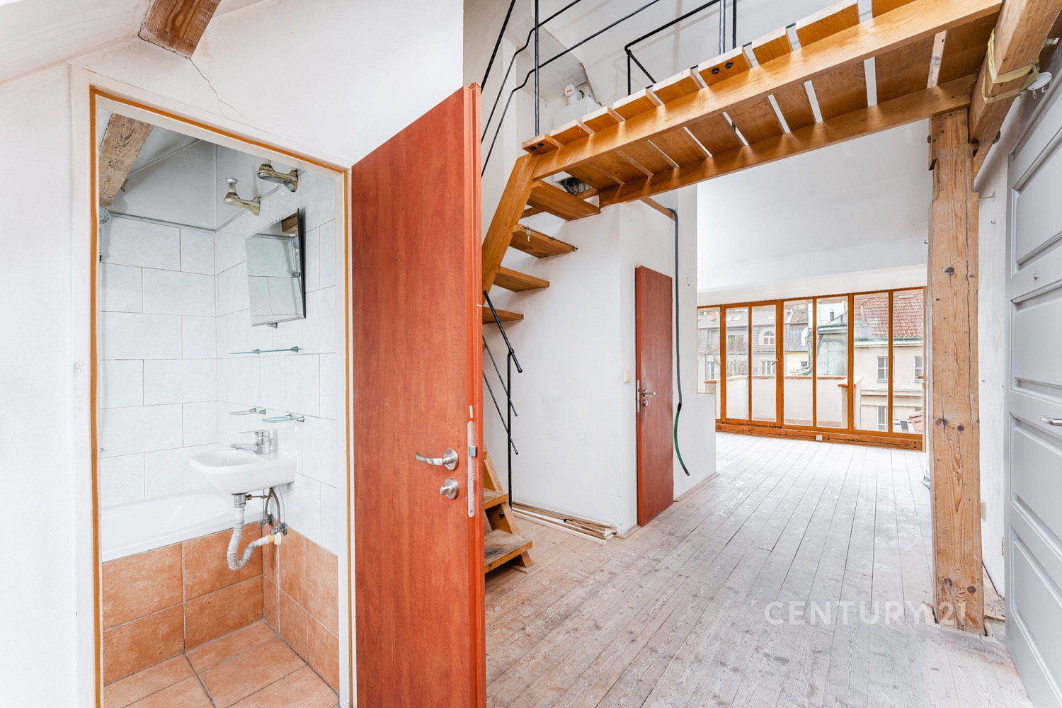 Prodej bytu 2+kk 54 m² — photo 2