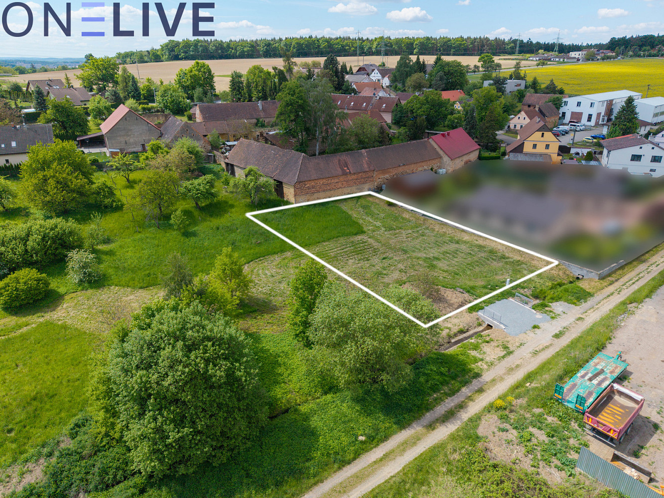 Prodej stavebního pozemku 1 307 m² — photo 3