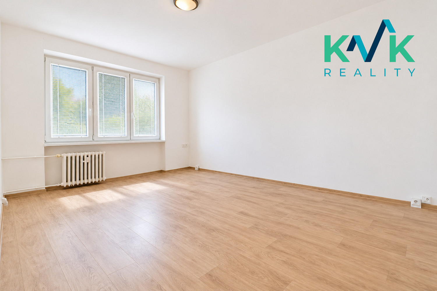 Pronájem bytu 1+1 45 m² – fotografie 2