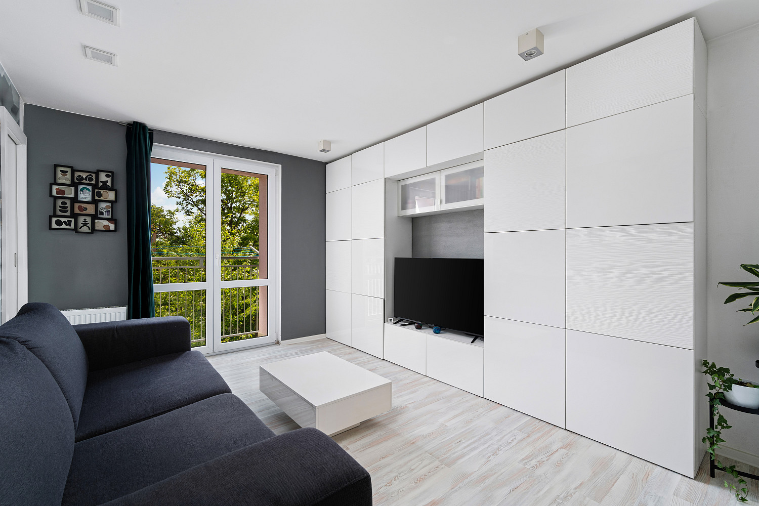 Pronájem bytu 2+1 51 m² — photo 2