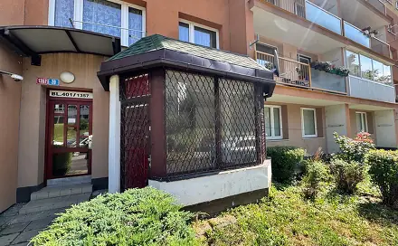 Pronájem obchodních prostor 17 m², U Stadionu, Most