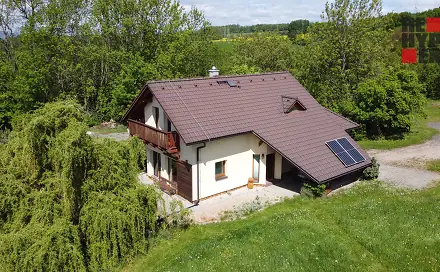 Prodej domu 204 m² s pozemkem 2 000 m², Karlovice, okres Semily