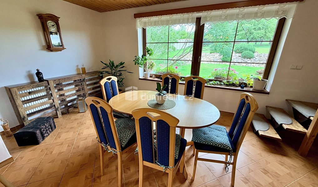 Prodej domu 200 m² s pozemkem 2 055 m², Žeranovice – náhled fotky 11