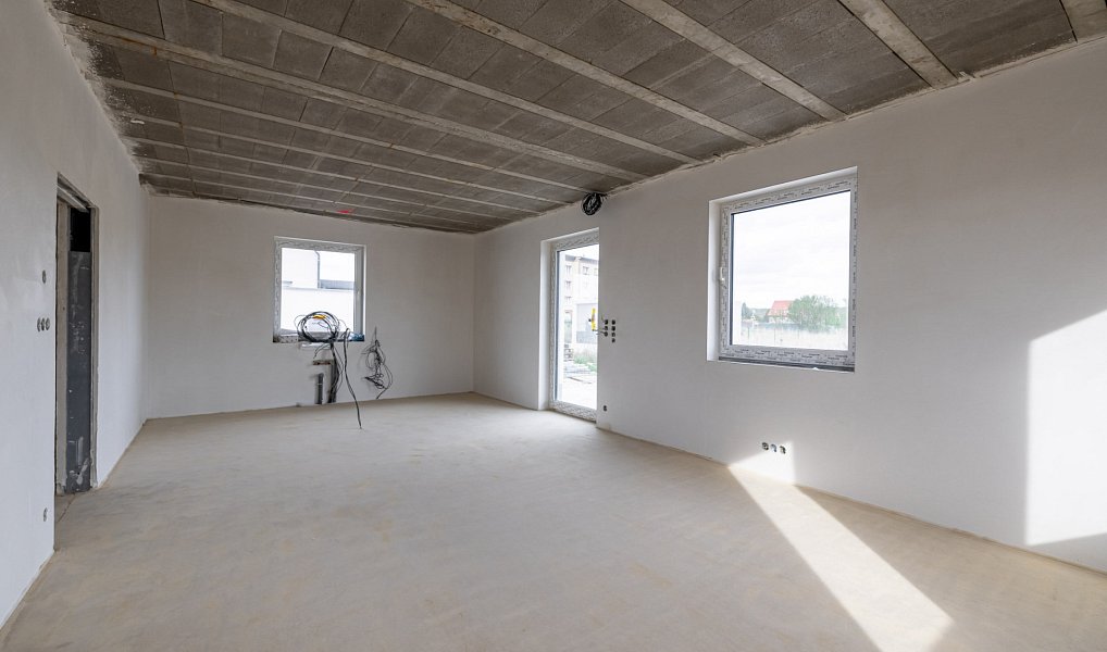 Prodej domu 166 m² s pozemkem 1 012 m², Lužná – náhled fotky 8