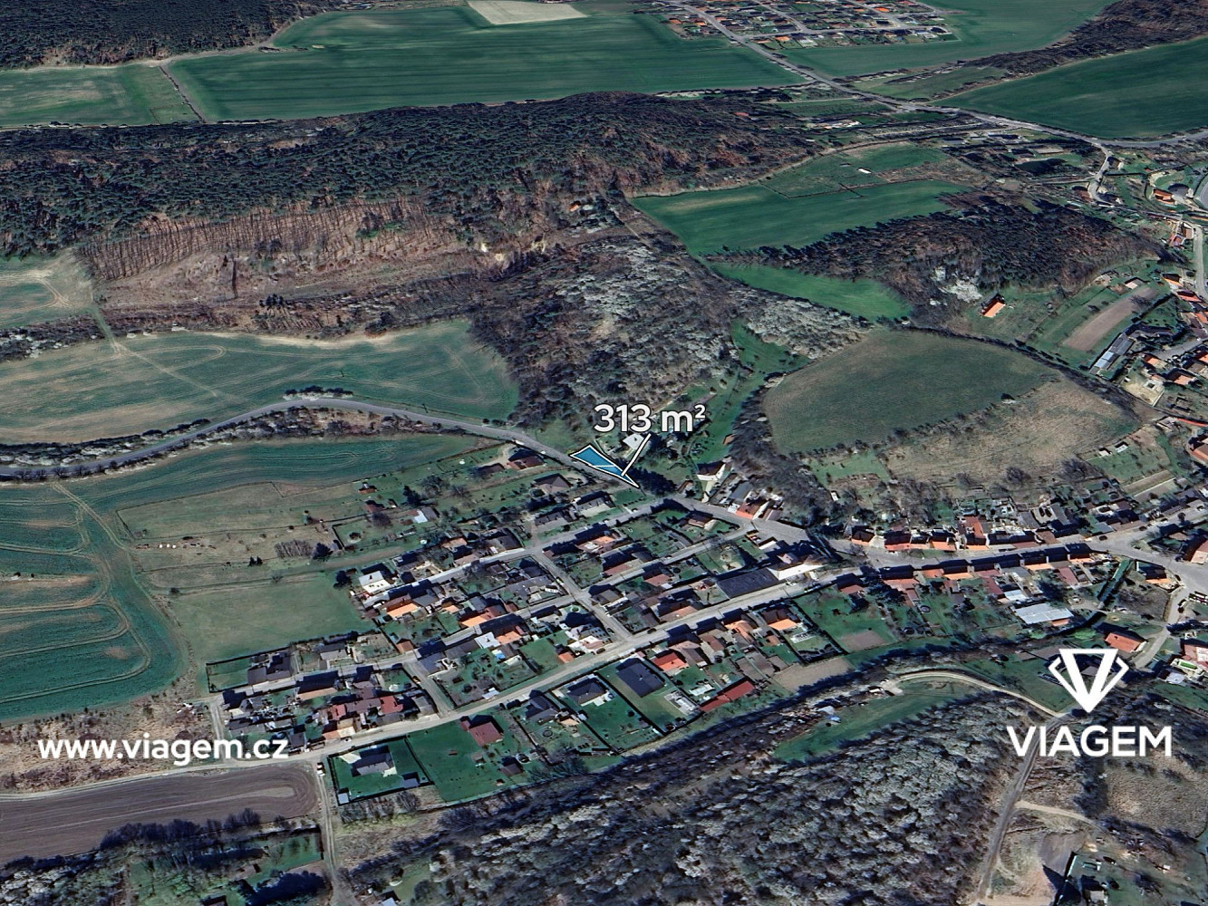 Prodej pole 104 m²