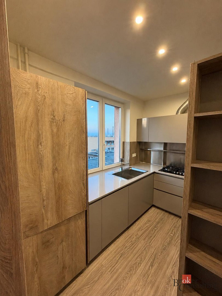 Pronájem bytu 2+1 52 m² – fotografie 3