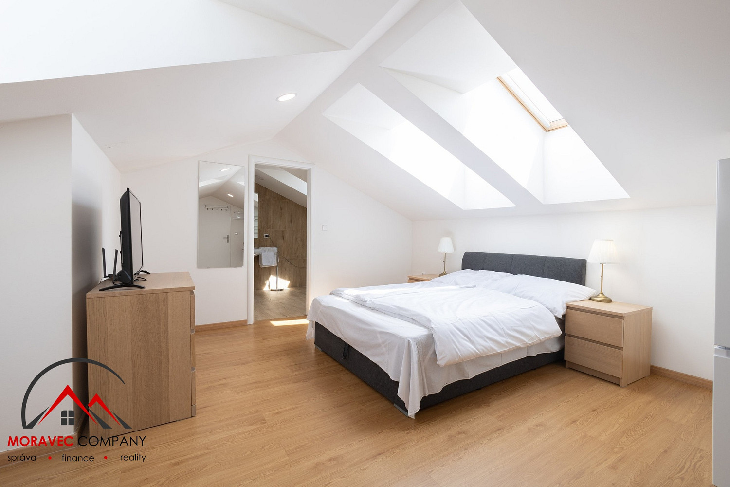 Pronájem bytu 1+kk 33 m²