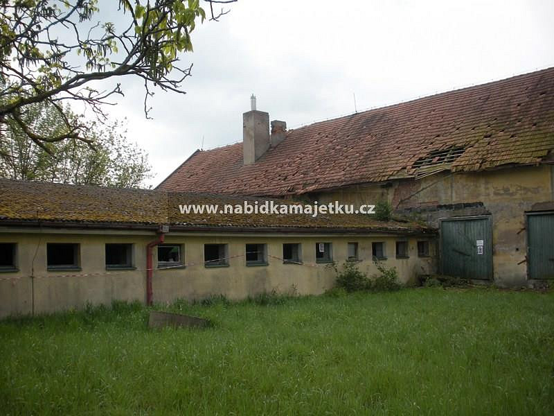 Prodej domu 1 719 m² s pozemkem 1 719 m² — photo 3