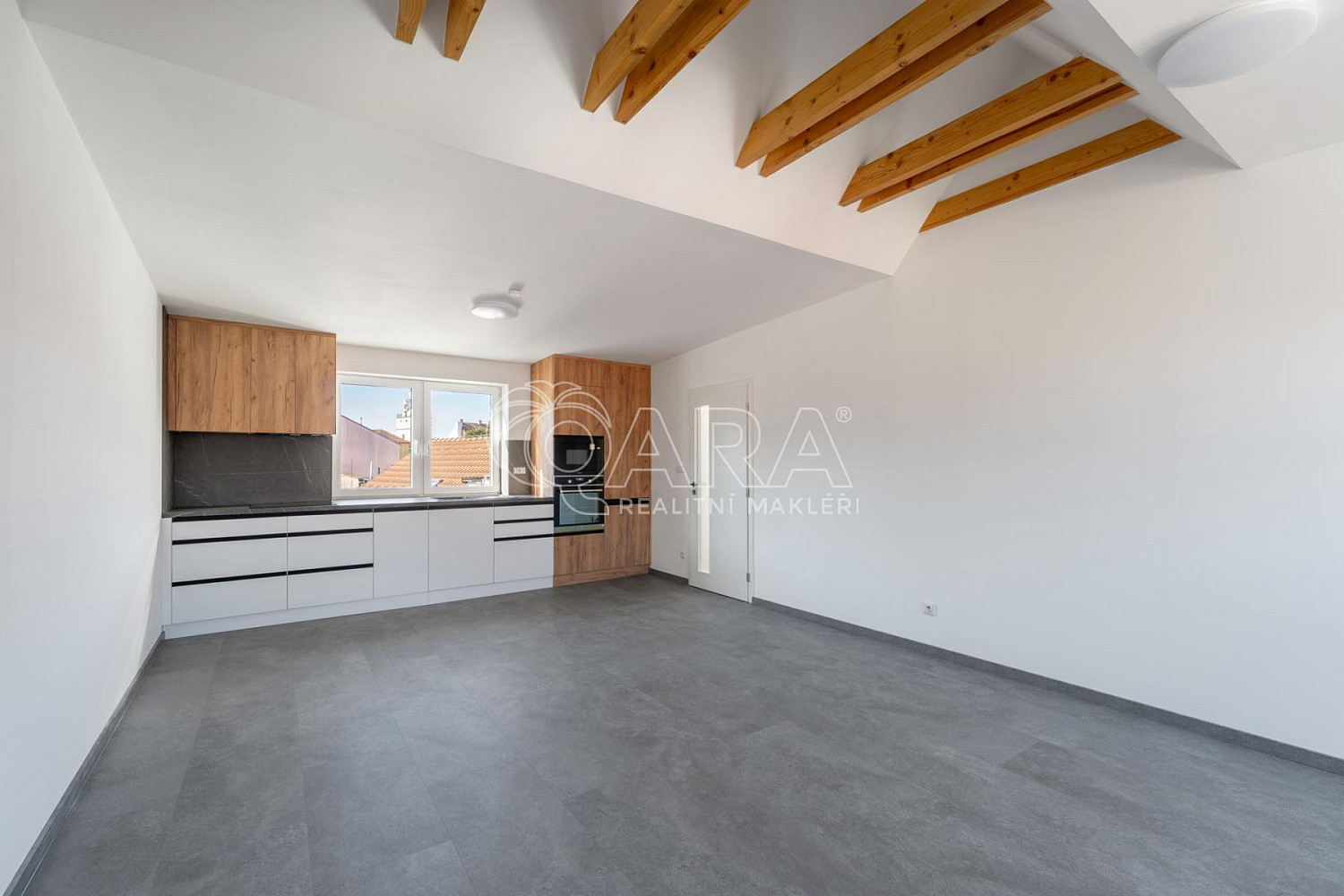 Prodej bytu 2+kk 65 m²