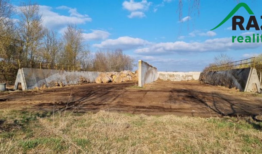 Prodej zemědělského objektu 10 000 m², Dlouhý Újezd – náhled fotky 11