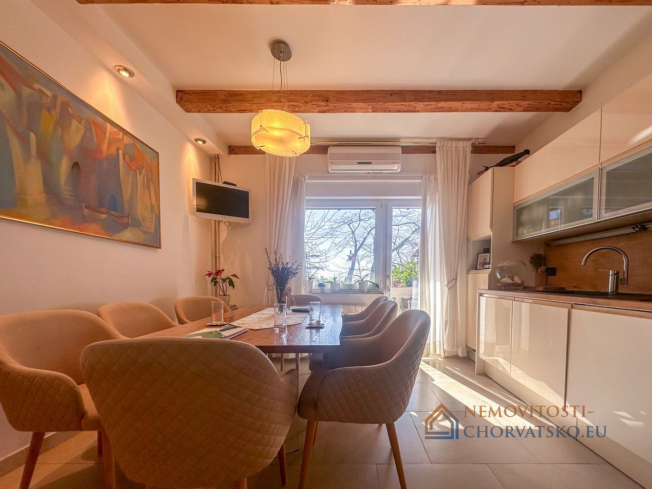 Prodej domu 181 m² s pozemkem 181 m² - Aanzicht 2