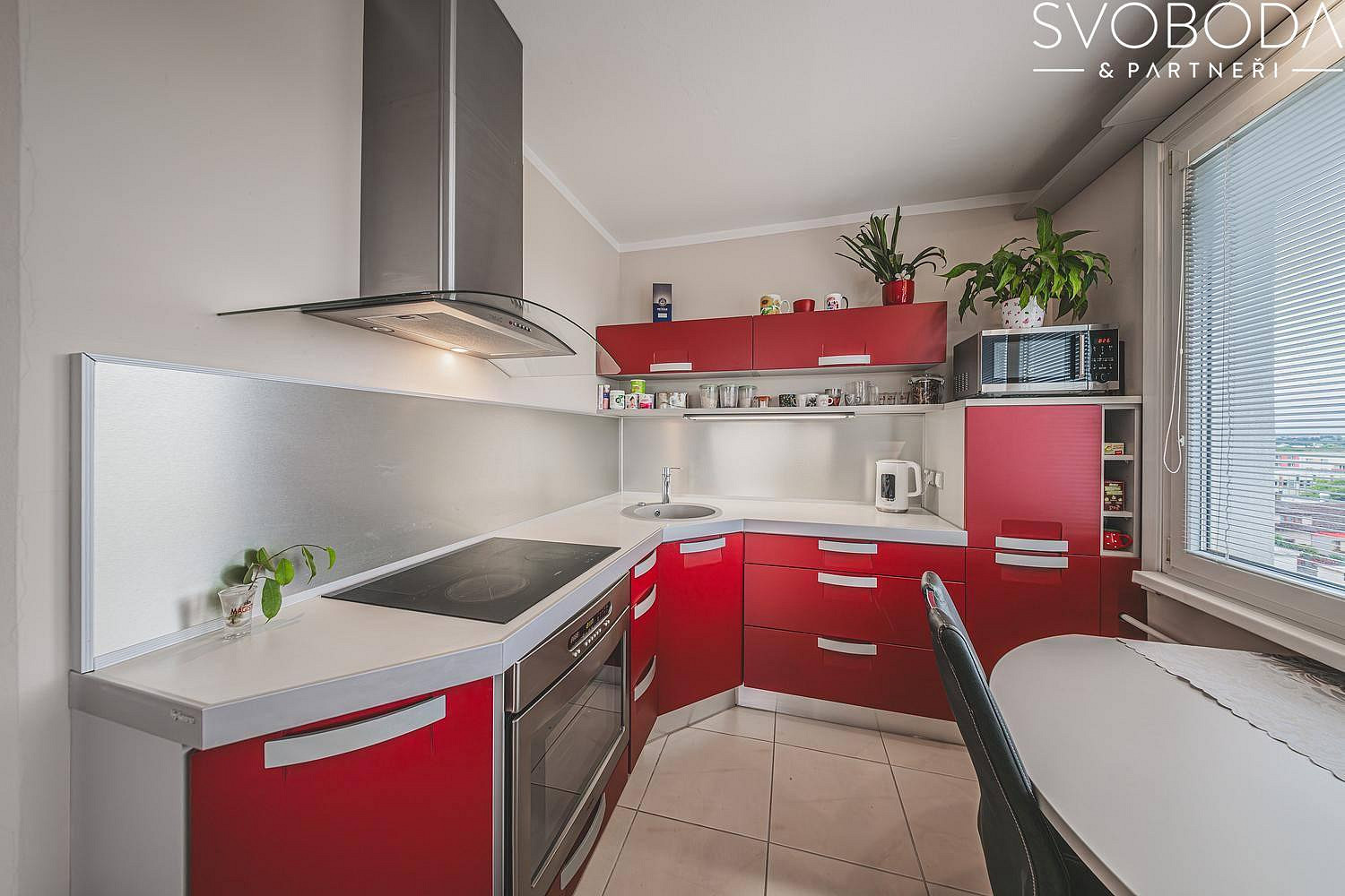 Pronájem bytu 3+kk 74 m² — photo 4