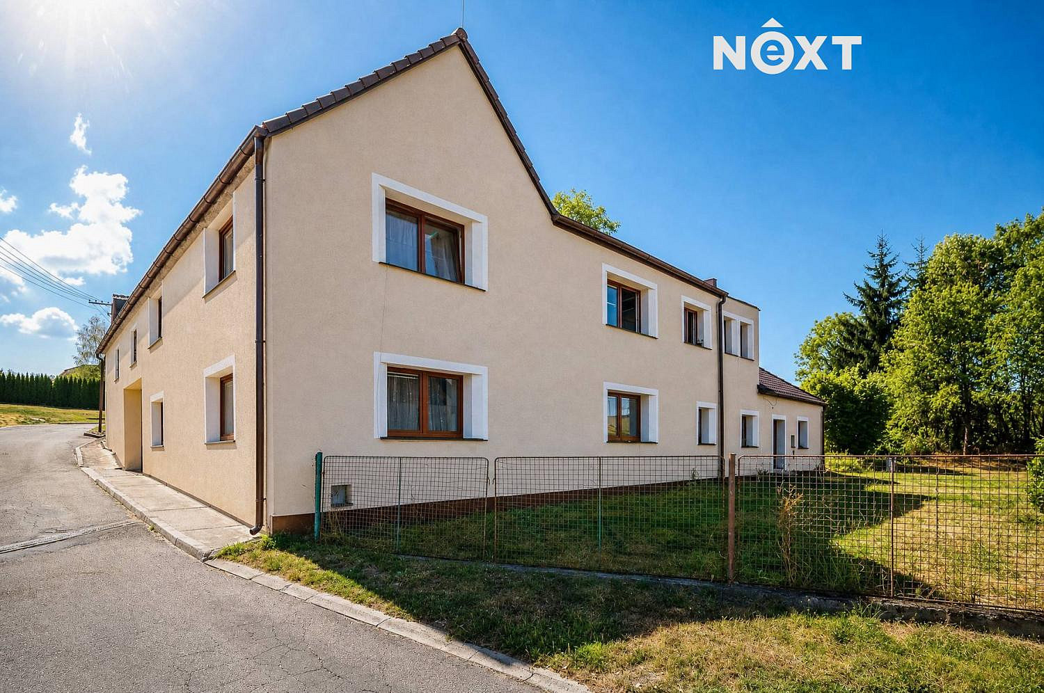 Prodej domu 204 m² s pozemkem 1 263 m²