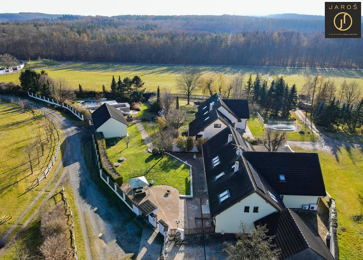 Prodej domu 535 m² s pozemkem 3 420 m²