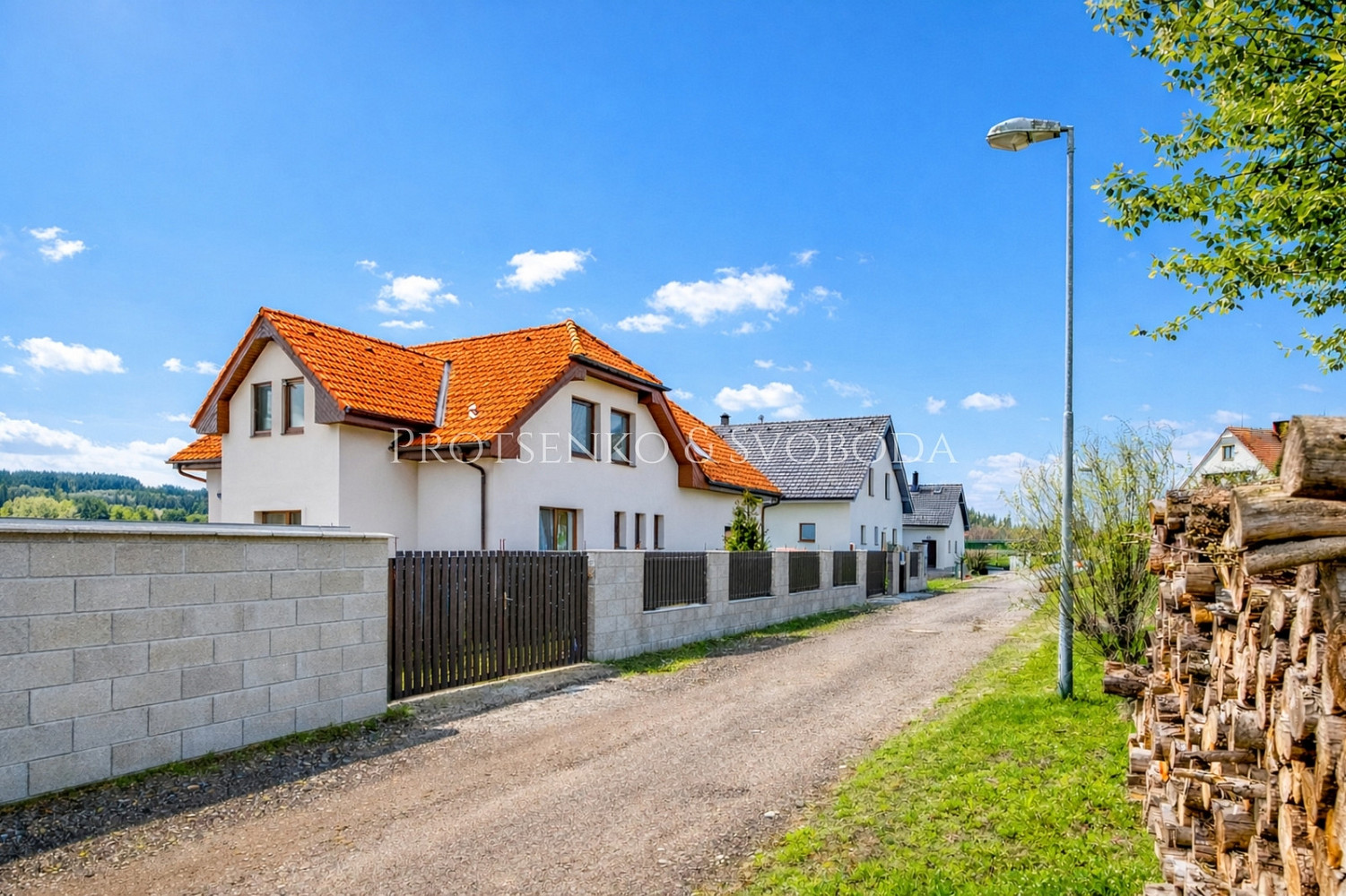 Prodej domu 252 m² s pozemkem 845 m² – fotografie 3