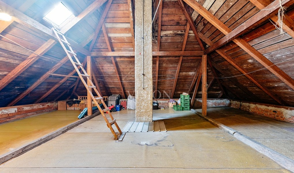 Prodej domu 310 m² s pozemkem 863 m², Chýnov – náhled fotky 22