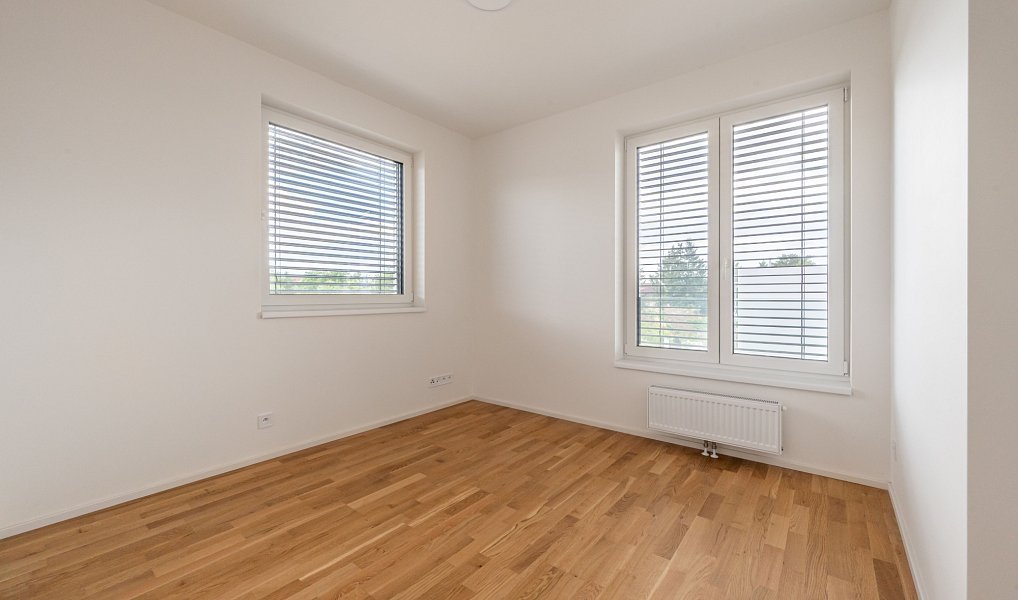 Prodej domu 142 m² s pozemkem 247 m², Klecany – náhled fotky 9