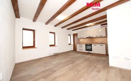 Pronájem bytu 2+kk 50 m², Havlíčkova, Sezemice, okres Pardubice