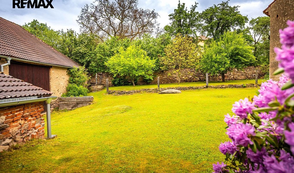 Prodej domu 363 m² s pozemkem 1 624 m², Paračov – náhled fotky 13