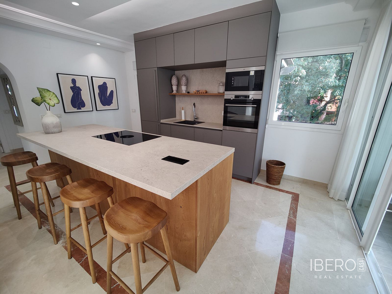 Piso 5+kk – Marbella, Nueva Andalucía - Más