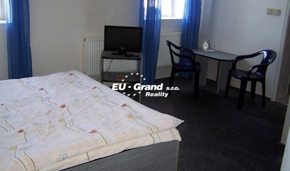 Prodej ubytovacího objektu 900 m², Rumburk – náhled fotky 10