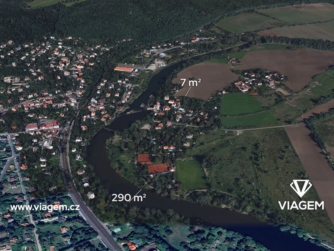 Prodej pole 297 m²