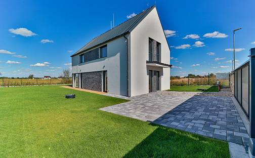 Prodej domu 177 m² s pozemkem 667 m², U Strouhy, Choťánky, okres Nymburk