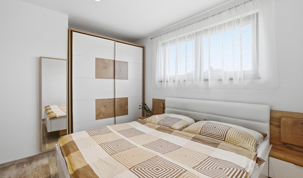 Prodej domu 200 m² s pozemkem 1 227 m², Přestanov – náhled fotky 29