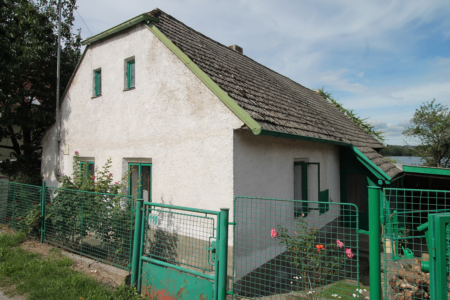 Prodej domu 100 m² s pozemkem 324 m²