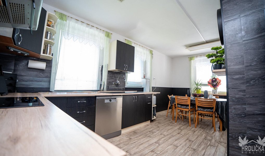 Prodej domu 350 m² s pozemkem 1 197 m², Mirovice – náhled fotky 6