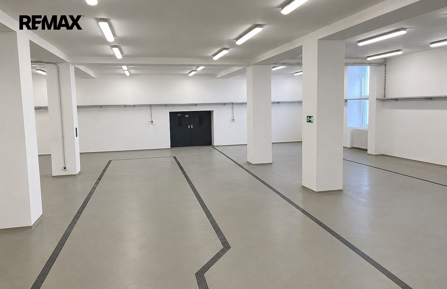 Pronájem skladovacích prostor 548 m² — photo 2