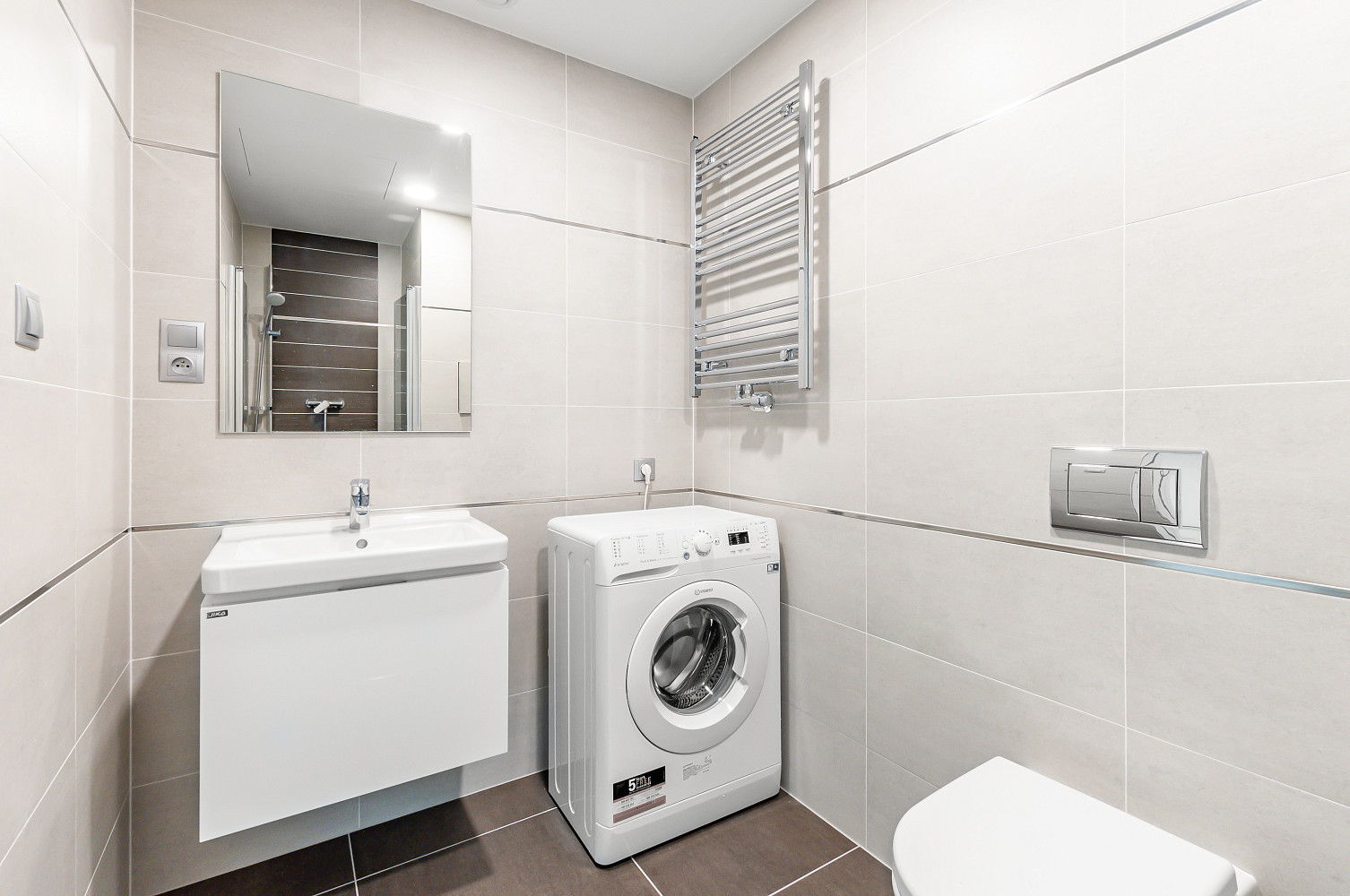 Pronájem bytu 1+kk 35 m² – fotografie 3