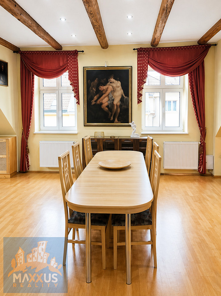 Pronájem kanceláře 100 m² – fotografie 2