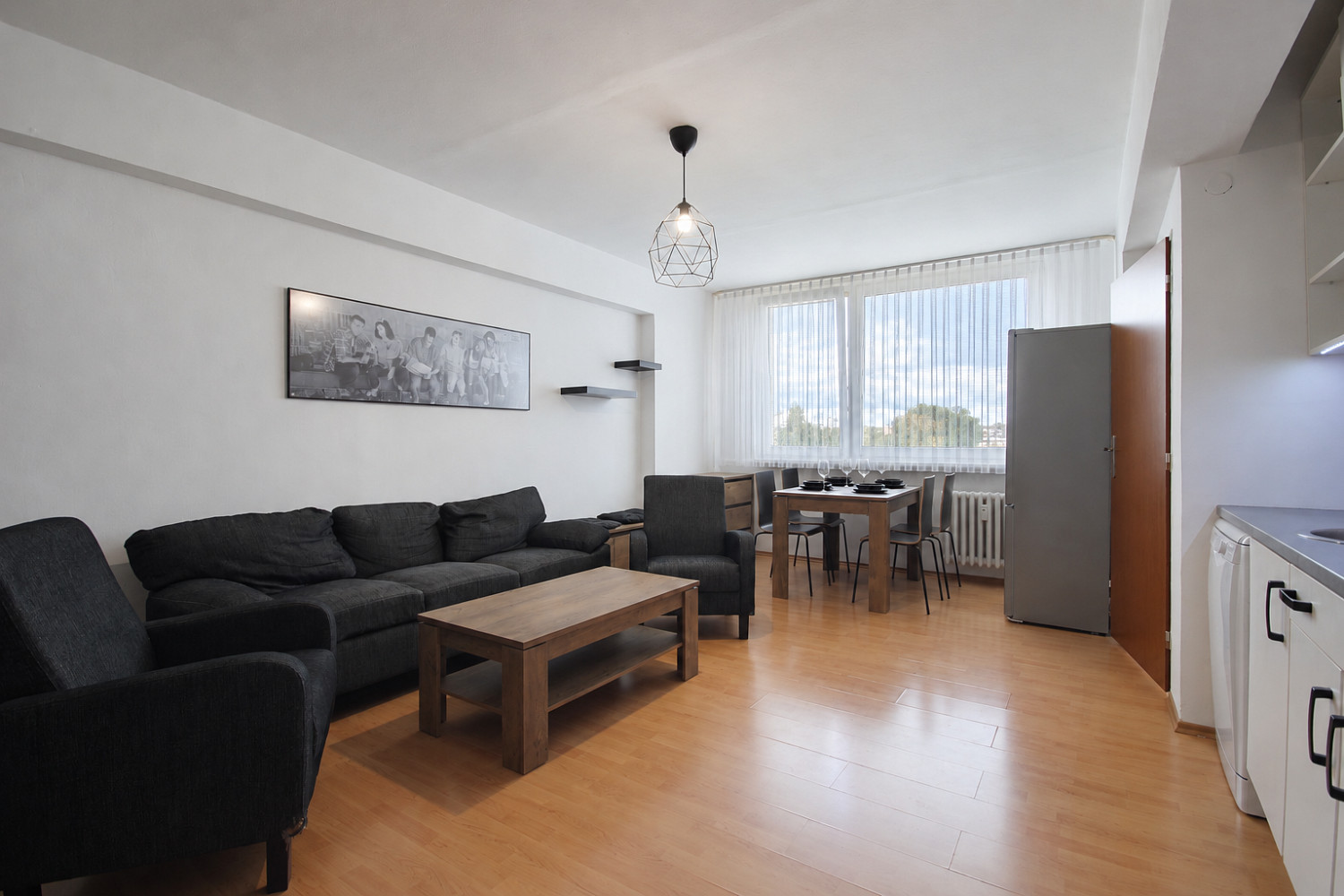 Pronájem bytu 2+kk 42 m² – fotografie 2