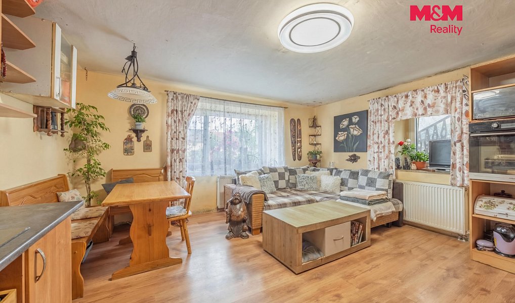 Prodej domu 208 m² s pozemkem 882 m², Páleč – náhled fotky 11
