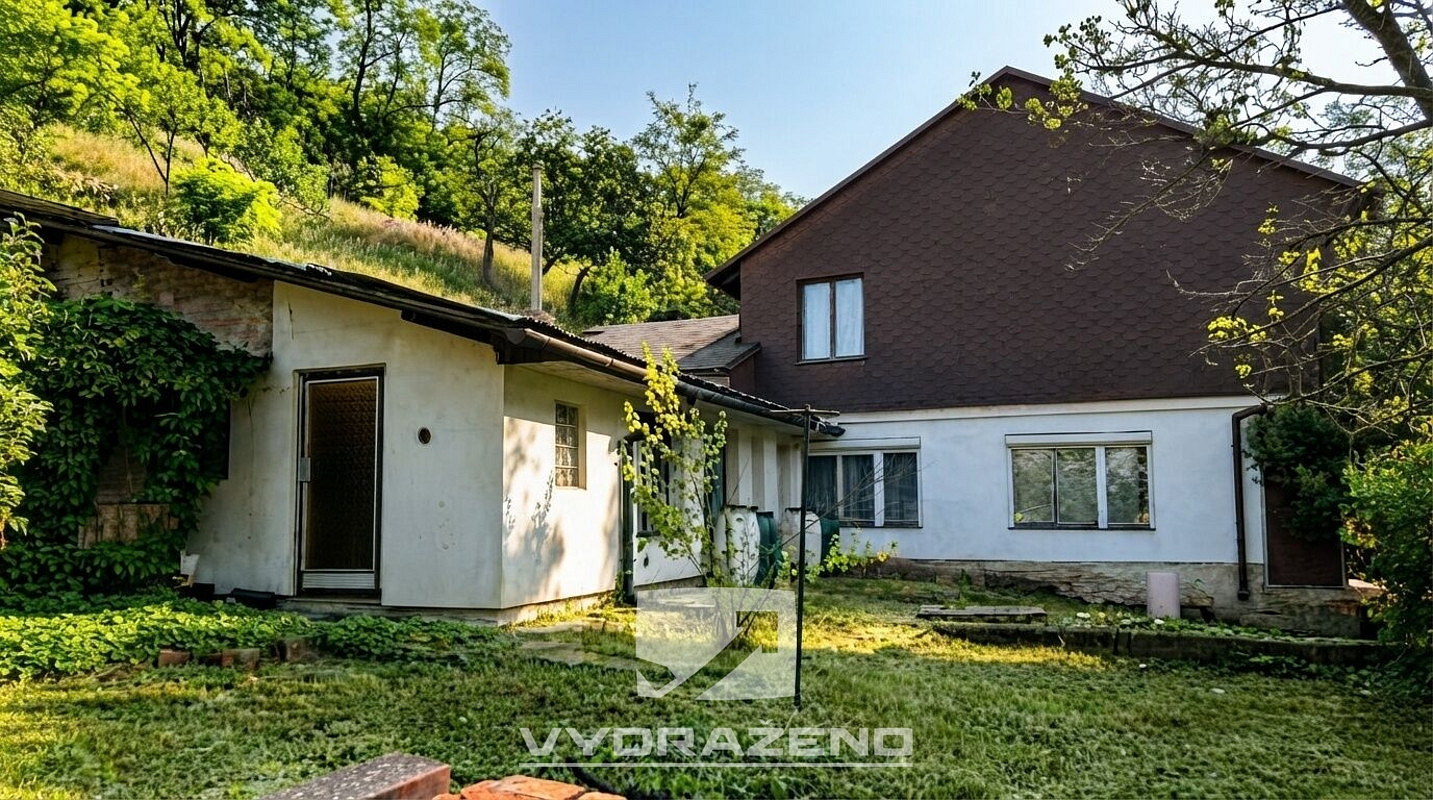 Prodej domu 160 m² s pozemkem 733 m² — photo 2